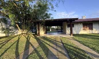 Imagem 5: À venda casa ampla e arejada no bairro centro de Imbé, com piscina! Analisa apto próximo