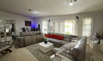 Imagem 4: Sobrado à venda no Centro de Imbé, próximo ao mar, 5 dormitórios!