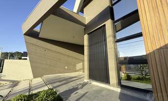 Imagem 5: Belíssima casa nova á venda em Imbé, no bairro Centro, com design diferenciado, acabamento