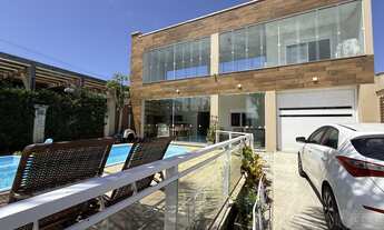 Imagem 1: Lindo Imóvel à venda no litoral, semi mobiliada com espaço gourmet, piscina, placa solar g