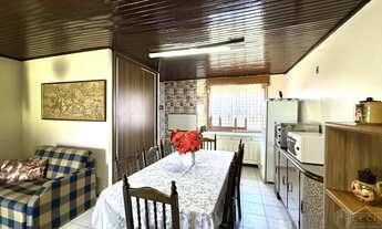 Imagem 6: Casa mobiliada a venda no Centro de Imbé, junto a avenida, com amplo pátio!