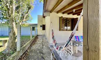 Imagem 2: Casa semi-mobiliada em Santa Terezinha, Imbé - 110m² - Churrasqueira/fogão campeiro e Esp