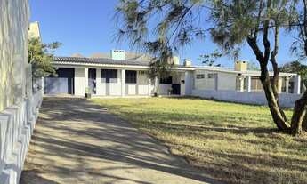 Imagem: Casa à venda no Bairro Presidente em Imbé!