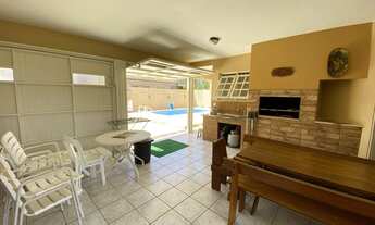 Imagem 3: Casa à venda, mobiliada com piscina aquecida, pertinho do mar - no Bairro Centro de Imbé!