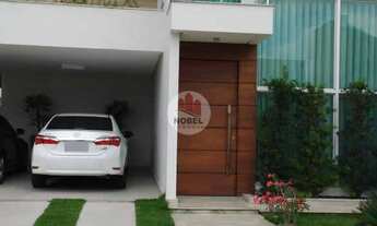 Imagem: Casa à venda em condomínio de alto padrão