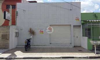 Imagem: Casa com Ponto Comercial a venda no Centro