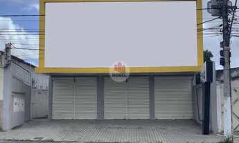 Imagem: Prédio comercial na Av Senhor dos Passos