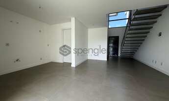 Imagem 2: Sobrado novo, bairro Gaspar Mirim, em Gaspar