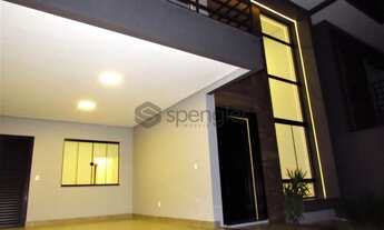 Imagem: Residência de alto padrão, bairro Gaspar