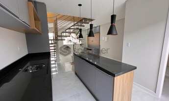 Imagem 4: Sobrado novo com móveis sob medida!