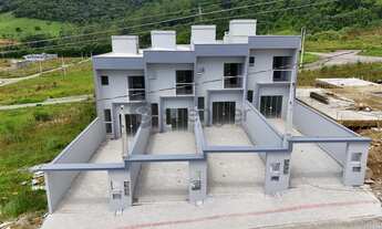 Imagem: Sobrados no Loteamento Pouso Seguro, em