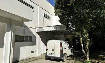 Imagem: Locação Galpão semimobiliado no centro