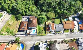 Imagem: Terreno disponível para venda no loteamento