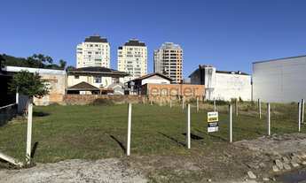 Imagem 3: Terreno com excelente testada, próximo ao Centro!