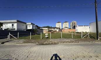 Imagem 2: Terreno com excelente testada, próximo ao Centro!