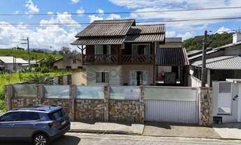 Imagem: Casa com galpão, Ilhota