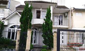 Imagem: Casa com 3 Dormitorio(s) localizado(a) no