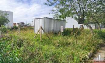 Imagem: Terreno com 2 Dormitorio(s) localizado(a)