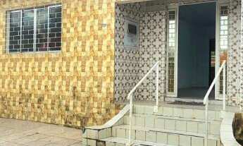 Imagem 4: Casa Usada com Área de Serviço em Monte Carlo, Cachoeirinha - Oportunidade de Compra