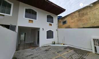 Imagem: Casa com 4 dormitórios à venda, 180 m²