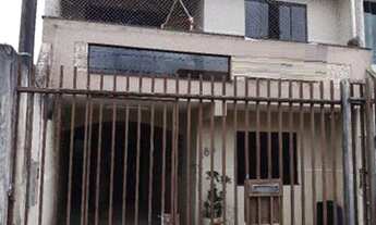 Imagem 4: Sobrado no bairro Uberaba em Curitiba; 250m² Área construída; 6,50x23,00 de terreno