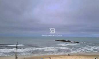 Imagem 2: PITANGUEIRAS - MARAVILHOSO APARTAMENTO FRENTE TOTAL AO MAR , GARAGEM NO PRÉDIO