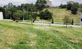 Imagem: TERRENO EM ACLIVE À VENDA EM CONDOMÍNIO
