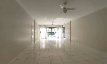 Imagem 2: PITANGUEIRAS - ALTO PADRÃO,LINDO E AMPLO APARTAMENTO,PERTINHO DO MAR,02 VAGAS DE GARAGEM