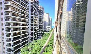 Imagem 5: PITANGUEIRAS- UMA QUADRA DA PRAIA , LOCALIZAÇÃO ESPETACULAR , GARAGEM NO PRÉDIO