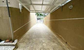 Imagem 4: Sobrado Triplex no Xaxim - mobiliado