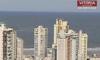 Imagem 2: Apartamento finamente decorado e equipado, pronto para você e sua família aproveitar Balne