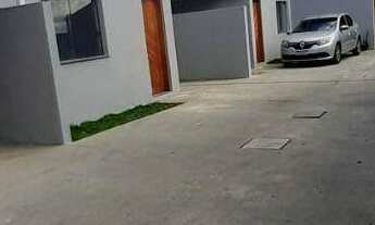 Imagem 4: Sobrado com 3 dormitórios à venda R$ 320.000 - Alto Boqueirão - Curitiba/PR