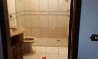 Imagem 3: Sobrado com 3 dormitórios à venda Alto Boqueirão - Curitiba/PR