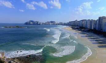 Imagem: Praia das Pitangueiras - Local nobre, frente