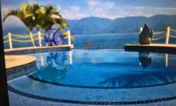 Imagem: Casa 7 suítes 63000m² 4 vagas Centro Angra