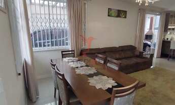 Imagem 6: Casa com alto padrão de acabamento localizada a apenas 600 metros do mar em Piçarras