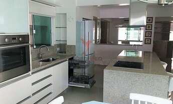 Imagem 2: Sobrado de Alto Padrão: Exclusividade em Itajaí!