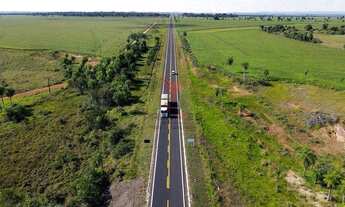 Imagem: Lote industrial / comercial  BR-060