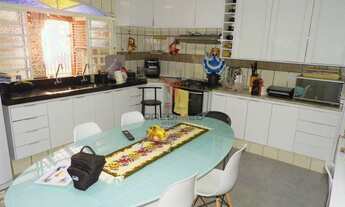 Imagem 3: Sobrado – Casa - 5 quartos sendo 2 suítes - SHIGS 715 – Asa Sul