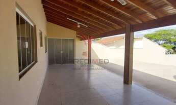 Imagem 2: 2 dormitórios, 1 suítes, 2 banheiro