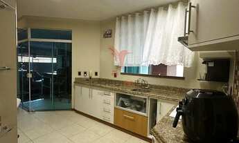 Imagem 5: Casa semi mobiliada e com piscina no Bairro Amizade em Jaragua do Sul - SC