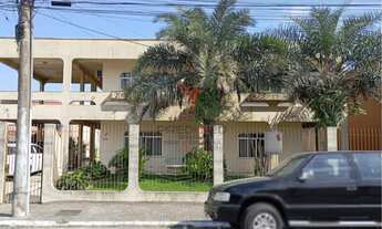 Imagem: Mansão e Área Comercial em Itajaí