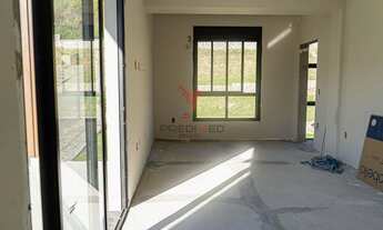 Imagem 7: Linda casa em condomínio fechado , no Bairro Casa Branca em Itapema, SC