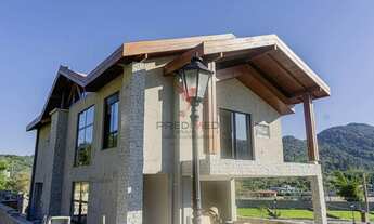 Imagem 6: Linda casa em condomínio fechado , no Bairro Casa Branca em Itapema, SC