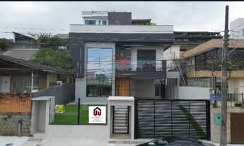 Imagem 6: Casa à venda com 3 quartos sendo 3 suítes no Estreito/ Florianópolis, SC - Brasil