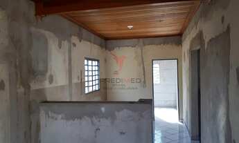 Imagem: 2 dormitórios, 1 banheiros, 1 vaga na garagem