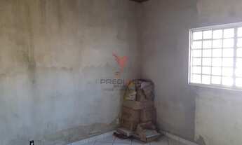 Imagem 2: 2 dormitórios, 1 banheiros, 1 vaga na garagem