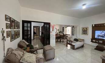 Imagem: 3 dormitórios, 3 suíte, 5 banheiro, 4