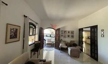 Imagem 2: 3 dormitórios, 3 suíte, 5 banheiro, 4 vagas na garagem