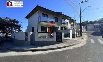 Imagem 4: SOBRADO À VENDA EM SÃO JOSÉ SC, BAIRRO FORQUILHAS COM 3 QUARTOS 1 SUITE